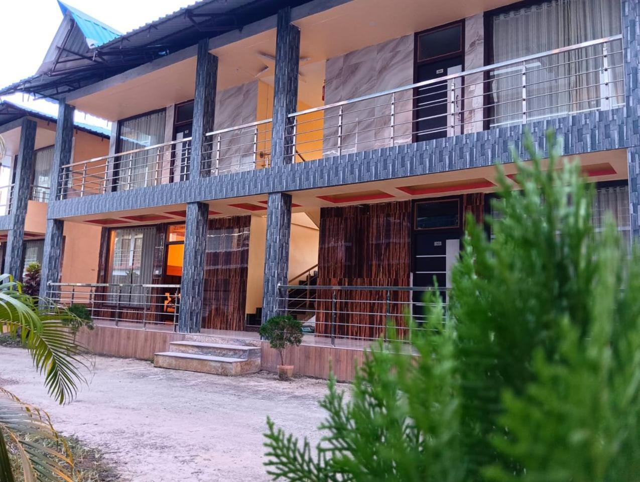 Royal Villa Beach Resort Govind Nagar Exterior foto